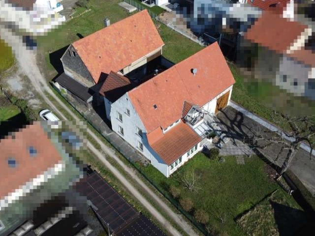 Zweifamilienhaus mit großem Potenzial