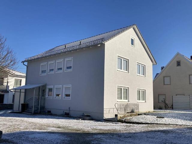 Zweifamilienhaus mit Grundstück in sehr ruhiger Lage bei Aresing