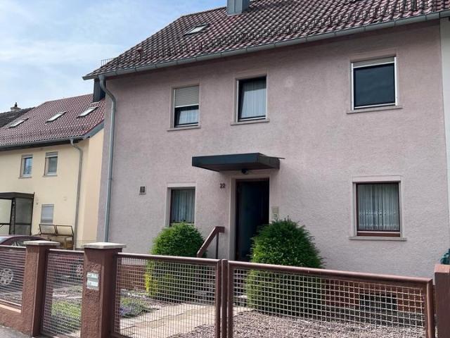 Zweifamilienhaus mit Potential & Doppelgarage in Faurndau