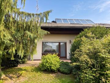 Zweifamilienhaus mit Potenzial in attraktiver Lage nahe Ried im Innkreis