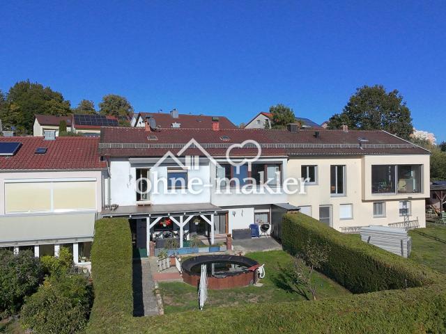 Zweifamilienhaus als RMH mit grandiosem Ausblick zum Oberhaus