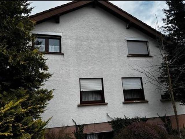 Zweifamilienhaus Bad Nauheim mit großem Keller Doppelgarage