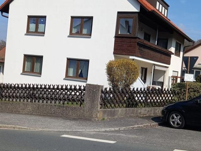 Zweifamilienhaus im Ortszentrum Burgthann