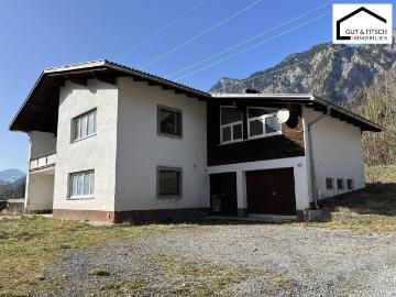 Zweifamilienhaus im Teilrohbauzustand in Außerbraz