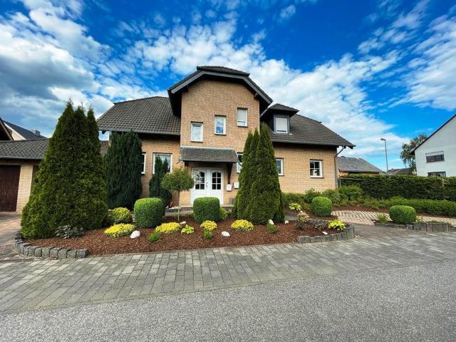 Zweifamilienhaus in Mörsdorf provisionsfrei