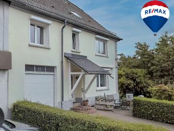 Ihr neues Familiennest im Ortskern von Oberkirchen Wohnen und Büro vereint