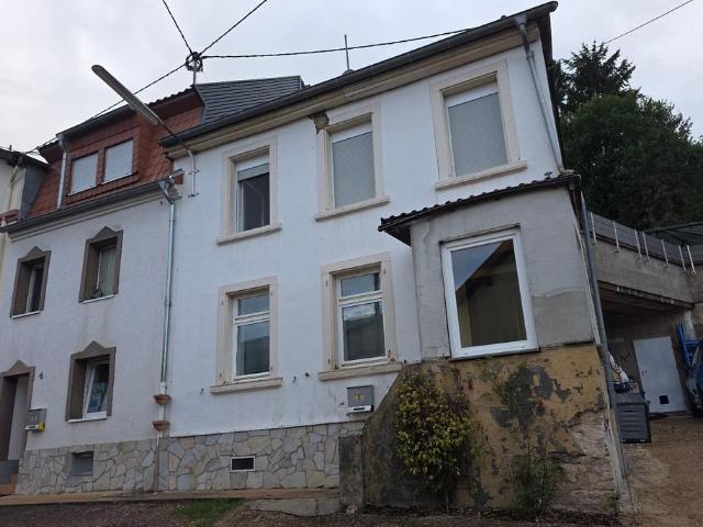 Zweifamilienhaus in Beckingen zu verkaufen. Provisionsfrei