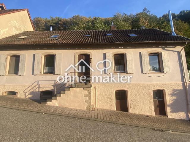 Zweifamilienhaus in einzigarter Lage in Falkenstein im Donnersbergkreis zu verkaufen