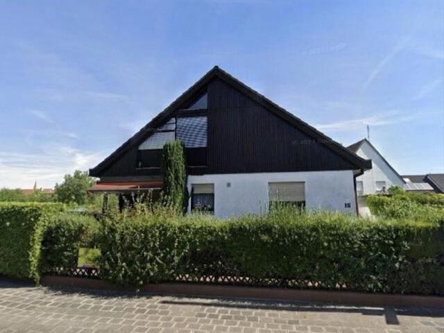 Zweifamilienhaus in Fürth Poppenreuth
