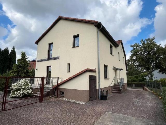 Zweifamilienhaus in Hennickendorf zu verkaufen