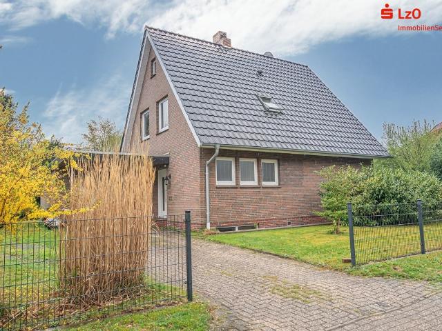 Zweifamilienhaus in ruhiger Lage