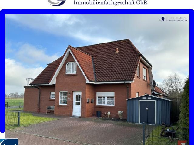 Zweifamilienhaus in ruhiger Randlage in Detern