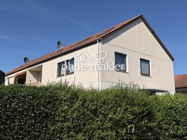 Zweifamilienhaus in ruhiger Wohnlage