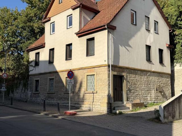 ZWEIFAMILIENHAUS IN TOP LAGE! Nahe Schwarz IT!