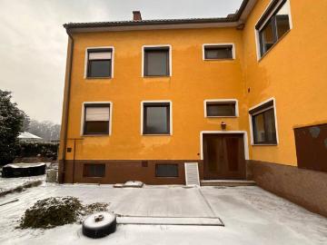 Haus zum Verkauf in 2492 - Keller, Parkplatz