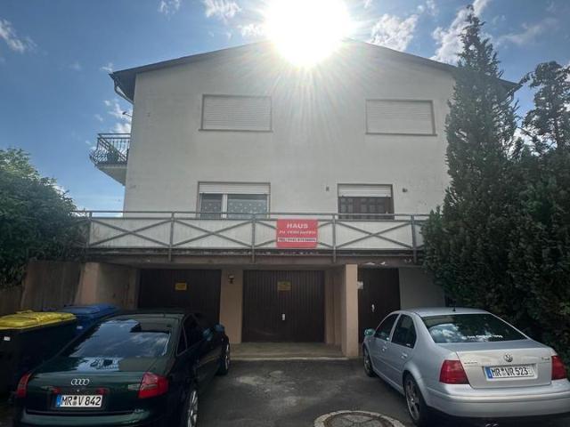 Zweifamilienhaus in 35102 Lohra Weipoltshausen