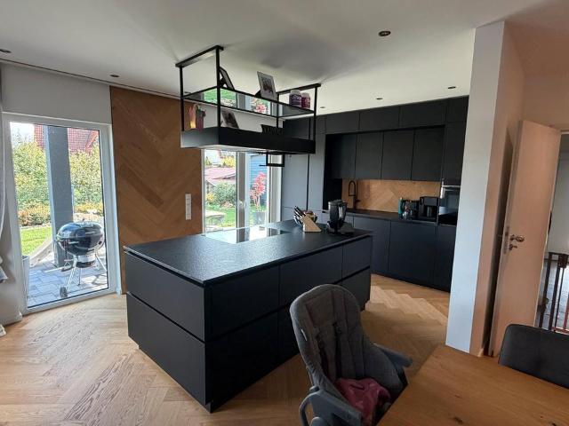 Zweifamilienhaus Top Lage
