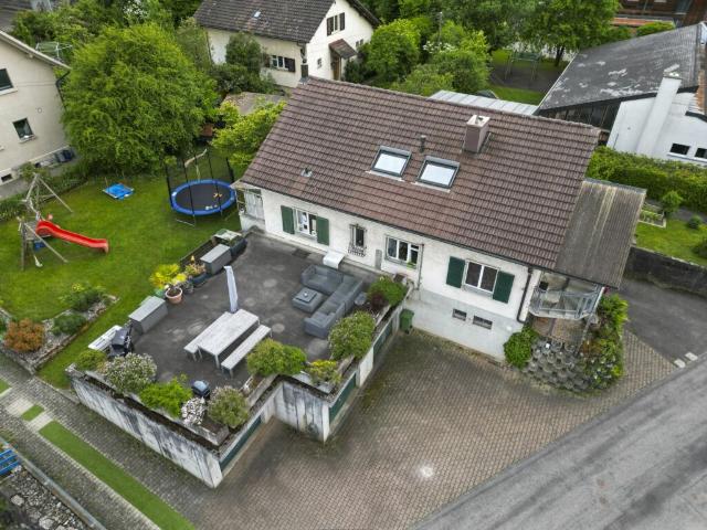 Zweifamilienhaus: Viel Platz, viel Potential