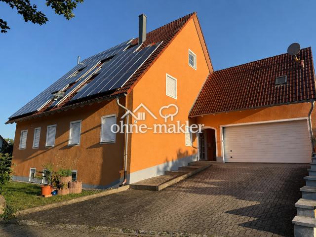 Zweifamilienhaus zu verkaufen!