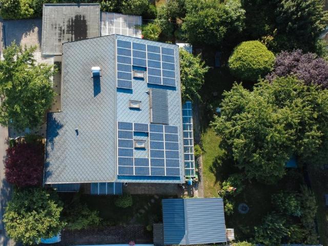 Zweifamilienhaus zu verkaufen. Provisionsfrei