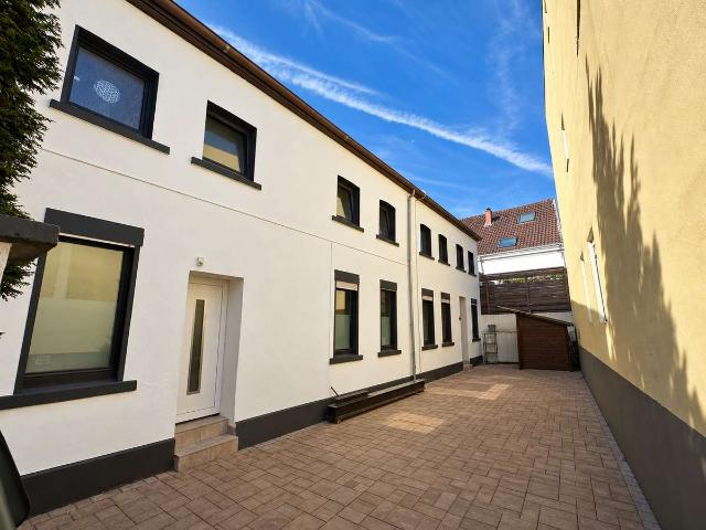 Zweifamilienhaus + 3 Reihenhäuser in Mülheim an der Ruhr Broich Mehrfamilienhaus