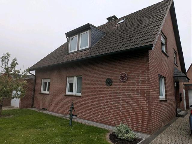 Zweifamilienhaus
