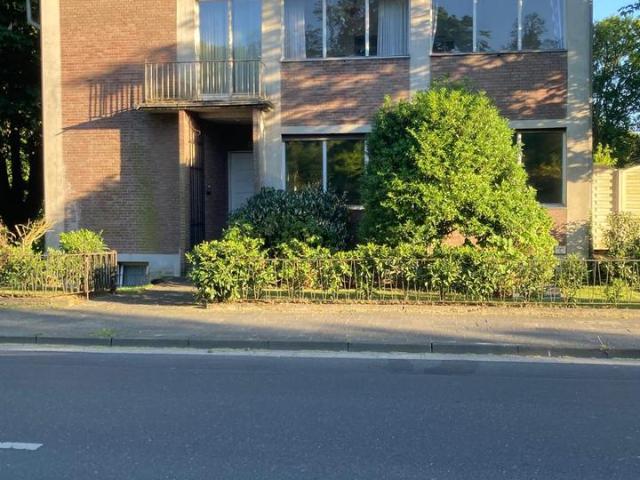 Zweifamilienhaus