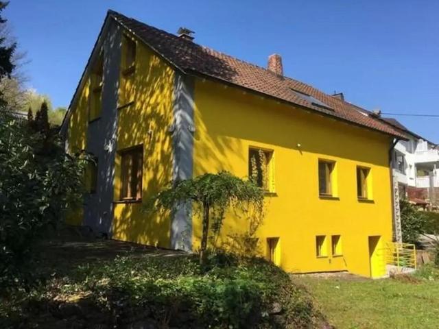 ZweifamilienhausEinfamilienhaus freistehend in ruhiger Lage