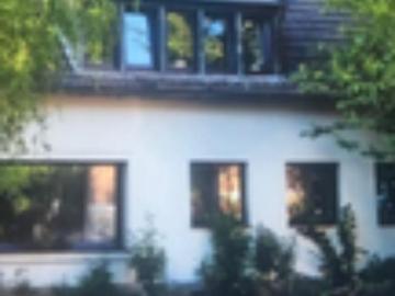 Zweifamilienhaushälfte in guter Lage in der Versteigerung
