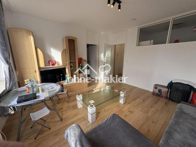 Zweitbezug nach Renovierung / 2 Zimmer Wohnung mit Einbauküche in zentraler Lage in Fürth