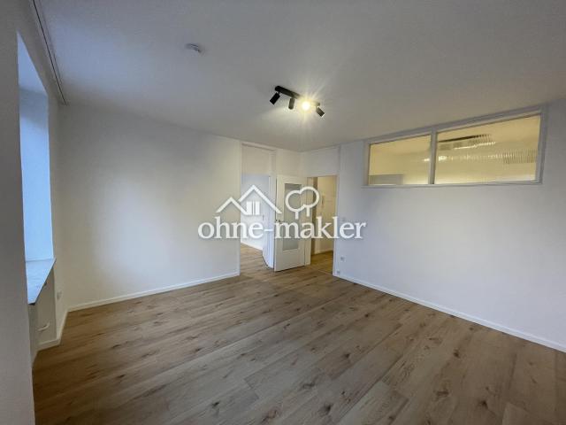 Zweitbezug nach Renovierung / 2 Zimmer Wohnung mit Einbauküche in zentraler Lage in Fürth