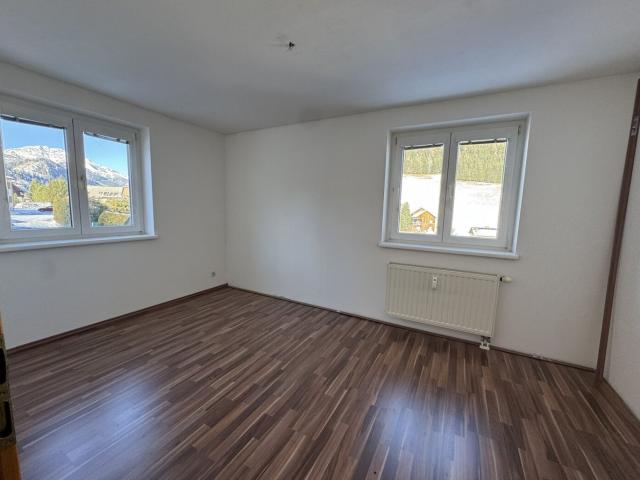 Zweitwohnsitzfähige 4 Zimmer Eigentumswohnung mit Südseitigem Balkon und Garage