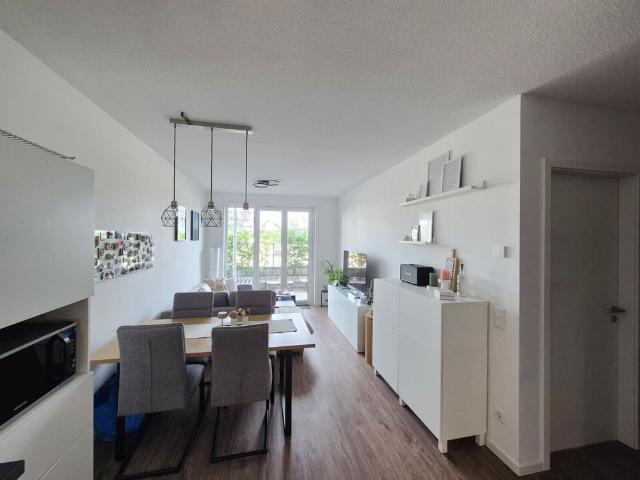 Zweizimmerwohnung mit Küche, Terrasse und Stellplatz in Weisenau Heiligkreuzviertel!
