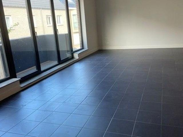 Zwijndrecht – appartement met 3 slaapkamers en garage