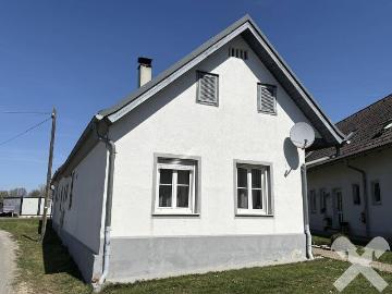 Zwischen Golfplatz und Therme Einzelhaus im Verbund einer kleinen Wohnanlage
