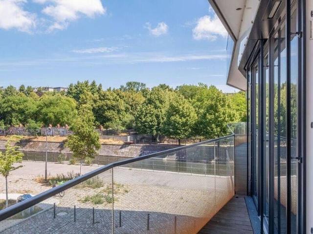 Zwischen Kunstcampus und Spree: Wohnen am Wasser in der Europacity