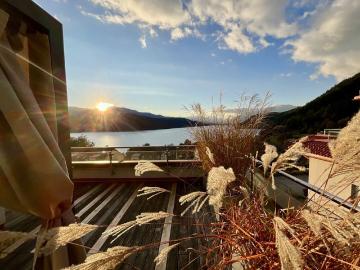 ZWISCHEN SONNENAUFGANG UND STERNENHIMMEL PENTHOUSE DER EXTRAKLASSE MIT PRIVATEM SEEZUGANG AM WUNDERSCHÖNEN MILLSTÄTTER SEE!