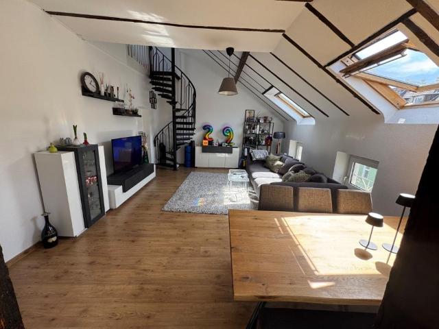 ZWISCHENMIETE: Möblierte 3,5 Zi. Wohnung | 95 m² | Okt26 Jan27