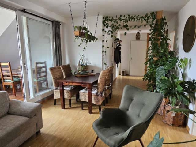 Zwischenmiete einer charmanten teilmöblierten 4 Zimmer Dachgeschosswohnung in Dresden Pieschen