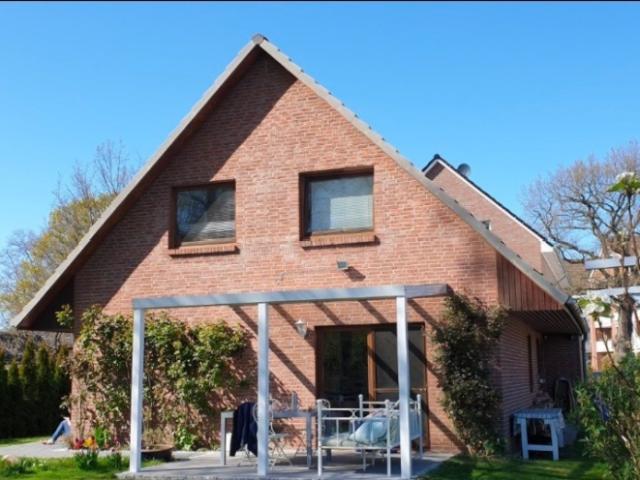 Zwischenmiete 3 Monate: familienfreundliches 4 Zimmer Einfamilienhaus mit Garten