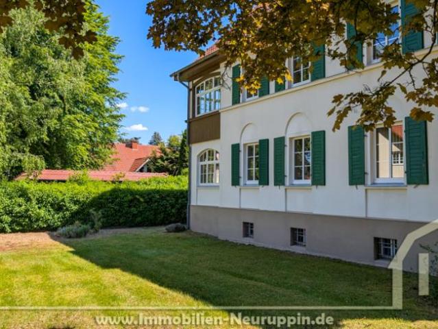 Zu Verkaufen 12 Schlafzimmer Haus Neuruppin Deutschland DS97011626
