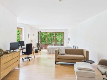 Flat for sale in Griechenplatz
