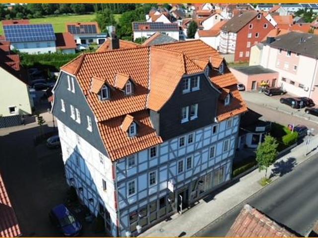 Zu Verkaufen 24 Schlafzimmer Haus Schwalmstadt / Ziegenhain Deutschland DS89401869