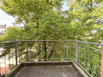Etagenwohnung kaufen in Eichenweg, Dresden - Balkon