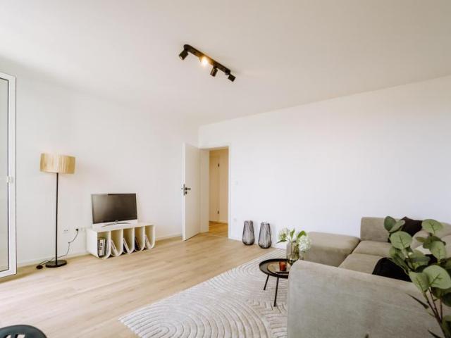 Zu Verkaufen 2 Schlafzimmer Wohnung Germering Deutschland DS95265053