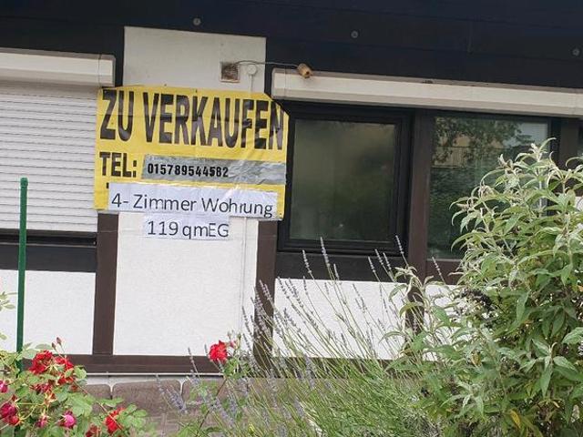 zu verkaufen 4 ZIMMER Wohnung 119qm Küche Bad Balkon Keller Garag