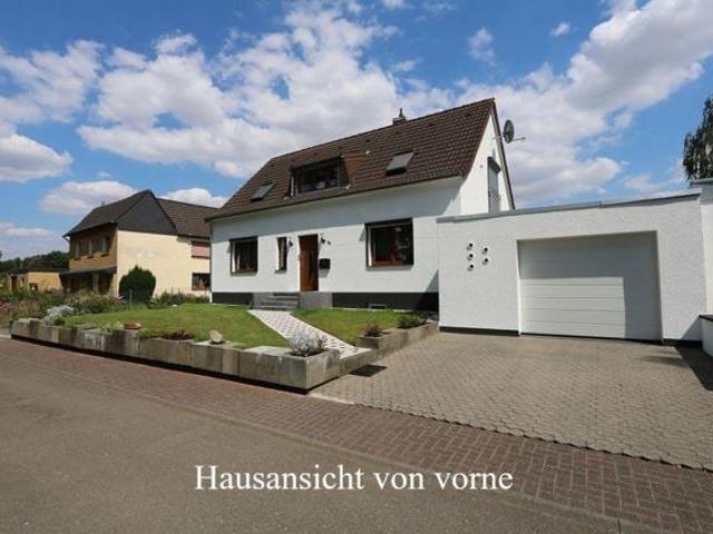 Zu Verkaufen 4 Schlafzimmer Haus Übach Palenberg Deutschland DS83245048