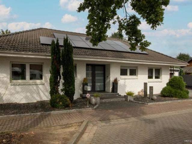 Zu Verkaufen 4 Schlafzimmer Haus Vechelde / Vallstedt Deutschland DS82110828