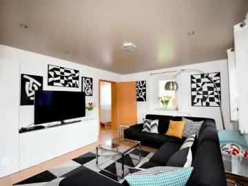 Zu Verkaufen 4 Schlafzimmer Haus Wiernsheim / Serres Deutschland DS98899717