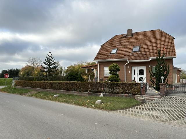 Zu Verkaufen 4 Schlafzimmer Haus Neverin Deutschland DS86893109